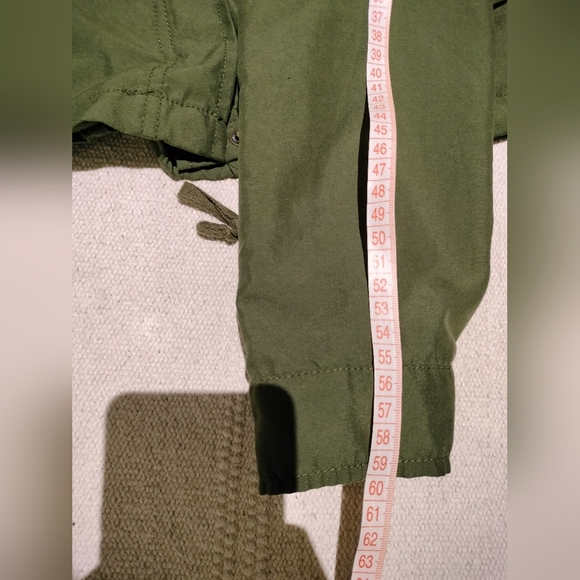 Light Zip Up Hooded Jacket - Picture 8 of 10